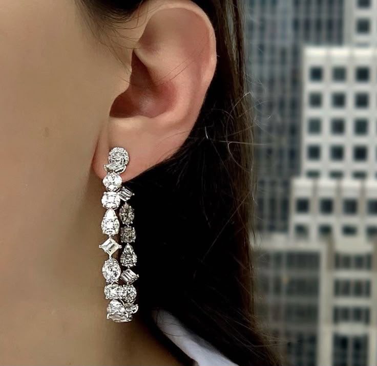 Catalogue Earring Design 323