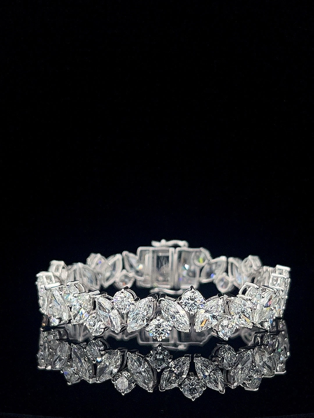 64ae178a_c94e_43b8_9dc9_1d30b22a6a72 Diamond Jewellery