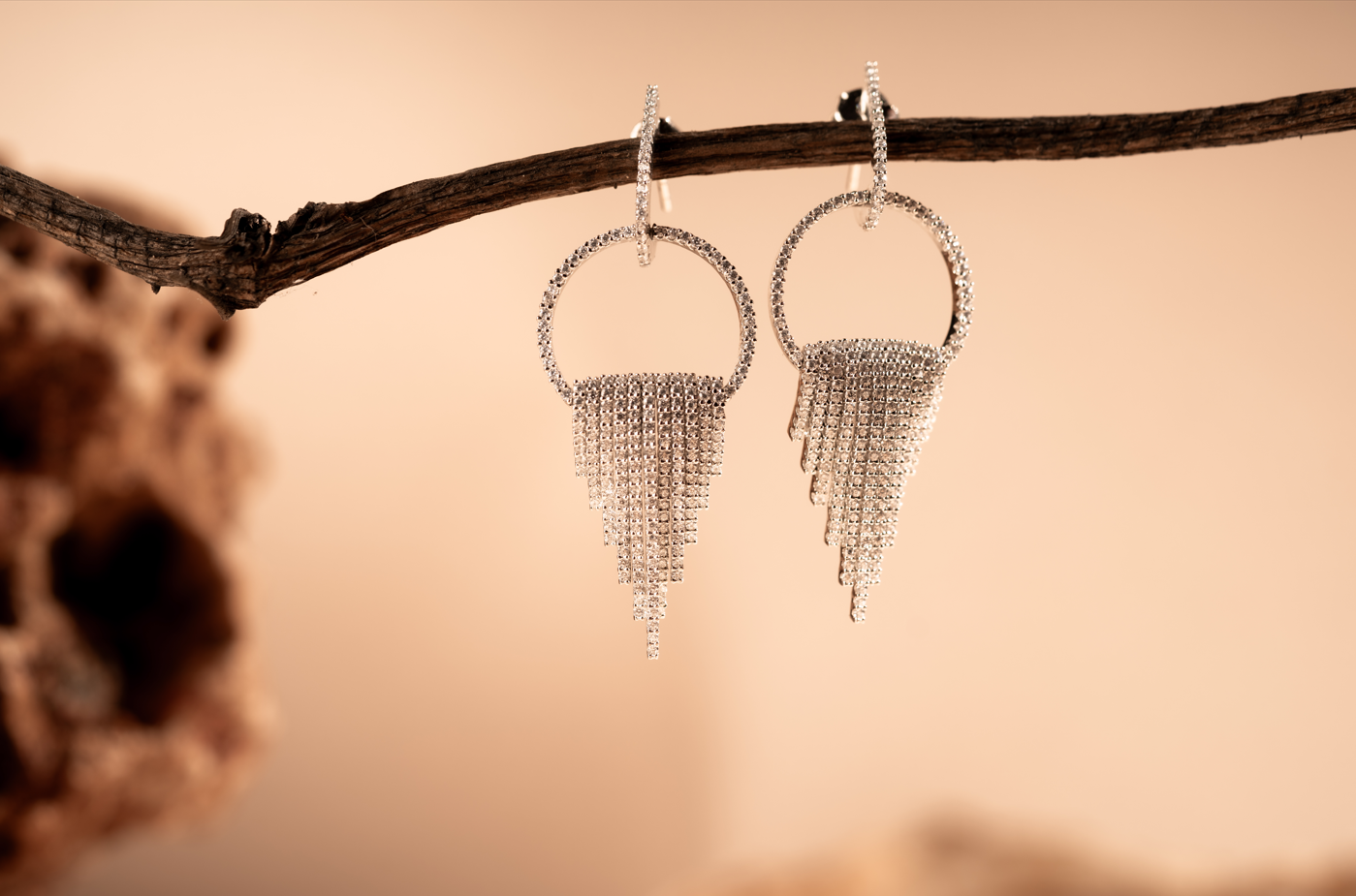 How to Clean Diamond Earrings at Home: A Complete Guide