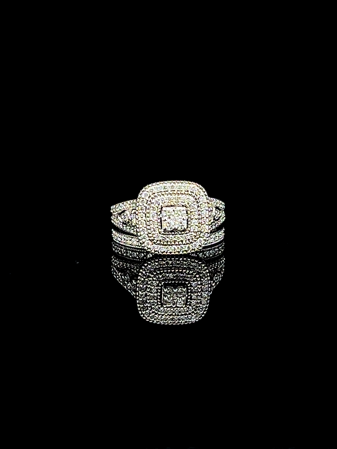 08_08 Diamond Ring