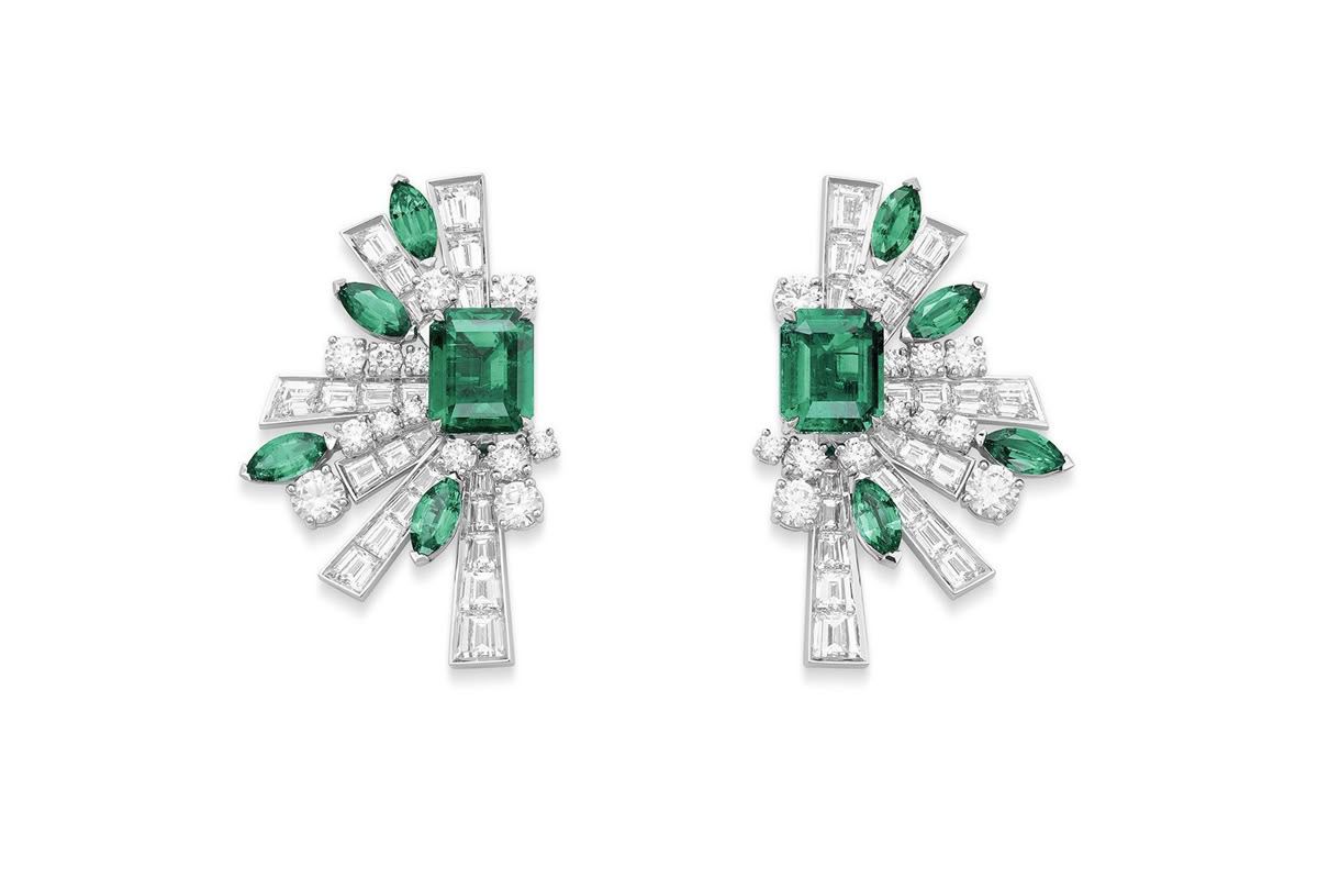 Catalogue Earring Design 143