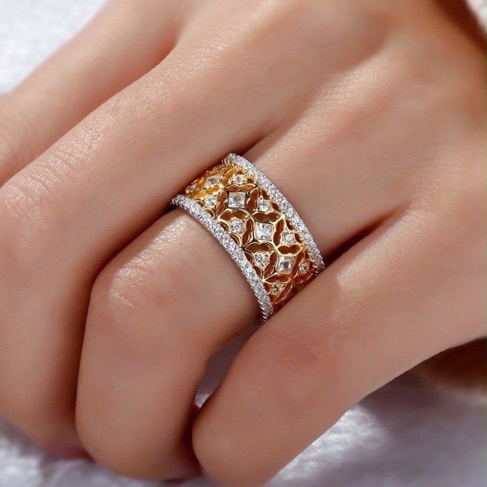 Golden Lattice Band Ring