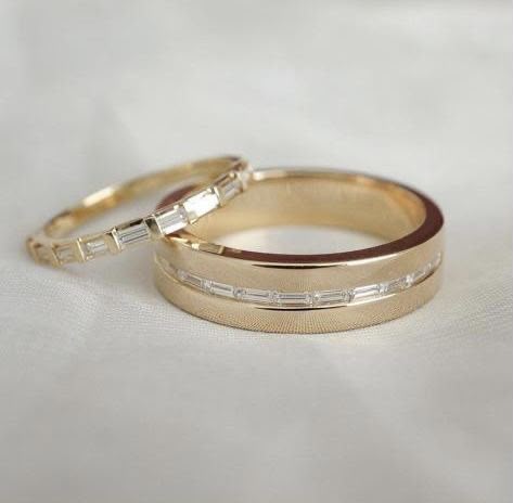 Classic Couple Wedding Band Set