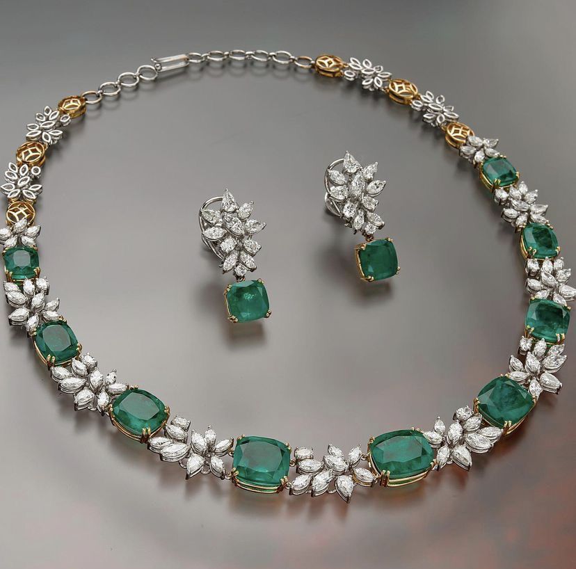 a necklace with matching pieces shown together