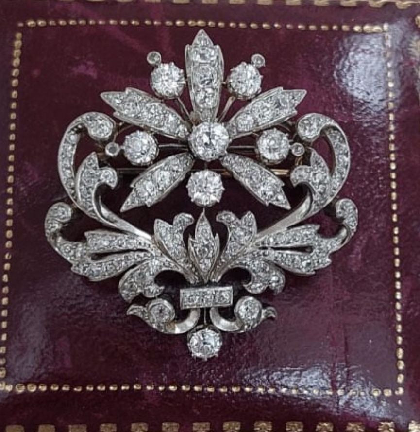 Diamond Vine Crest Brooch
