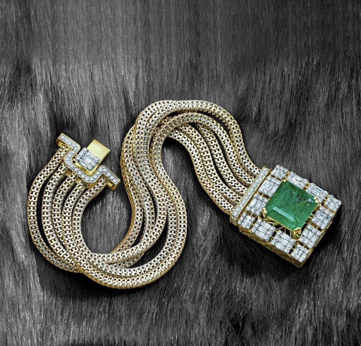 Emerald Serpent Coil Brooch