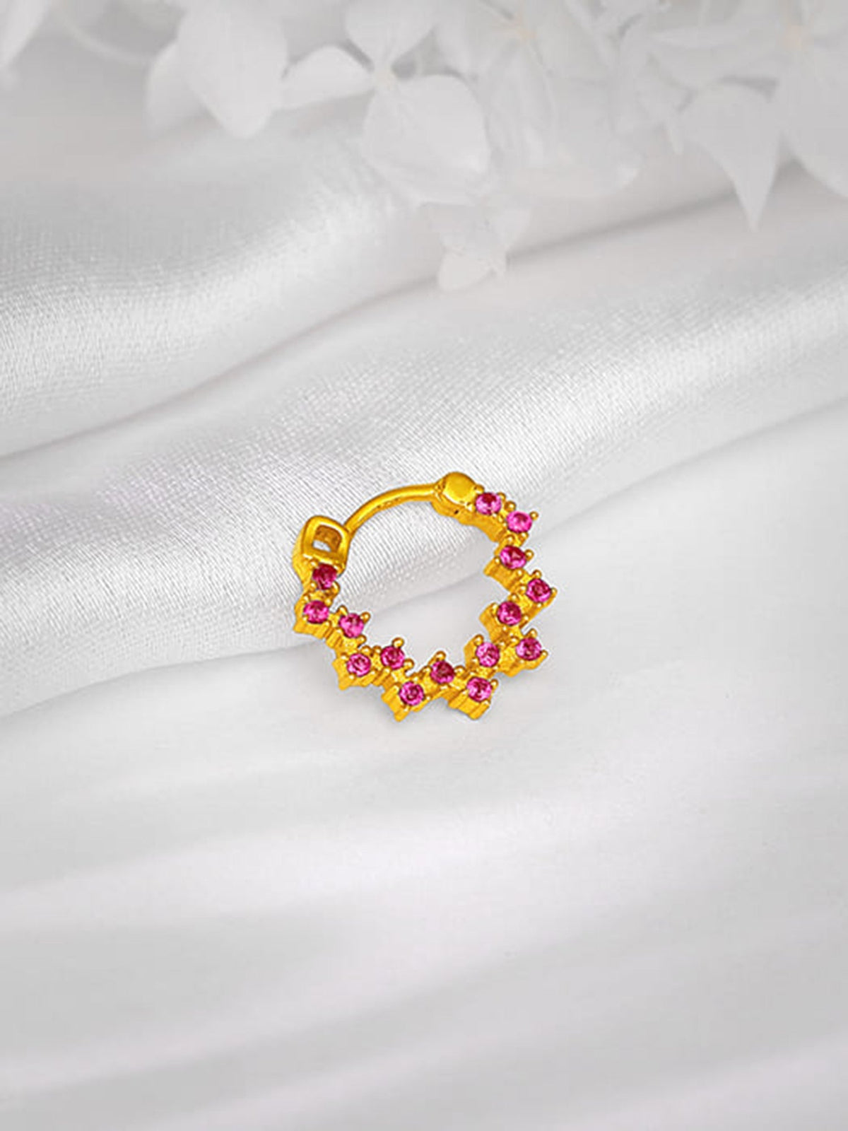 Crimson Garland Nose Pin