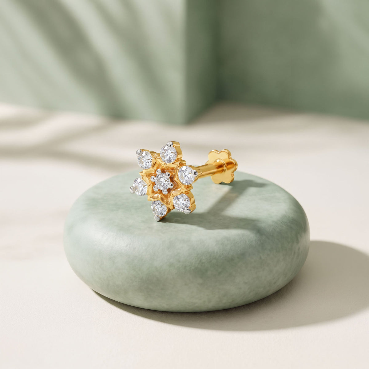 Stellar Blossom Nose Pin