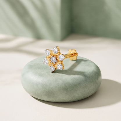 Stellar Blossom Nose Pin