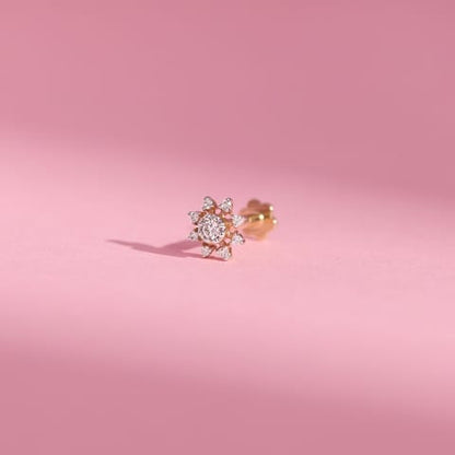 Stellar Blossom Nose Pin