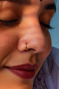 Whispering Arc Nose Pin