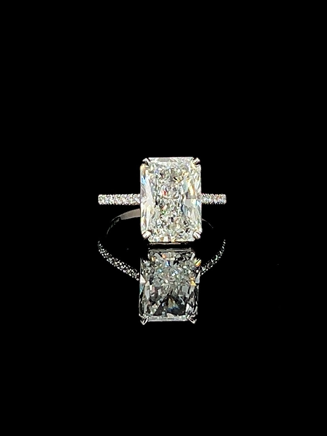r01_jpg Diamond Rings